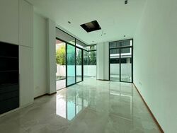 East Coast Drive (D15), Terrace #584876741